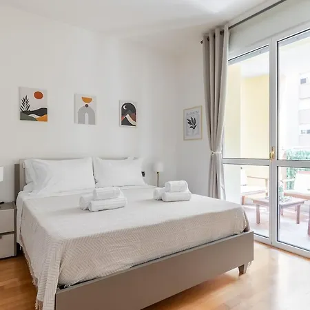 5 Min From The Center - Cencetti Cozy